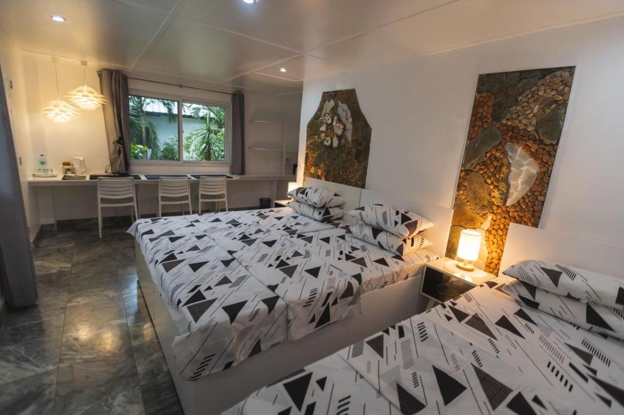The Three P Beach Resort & Dive Center Agnay Bagian luar foto